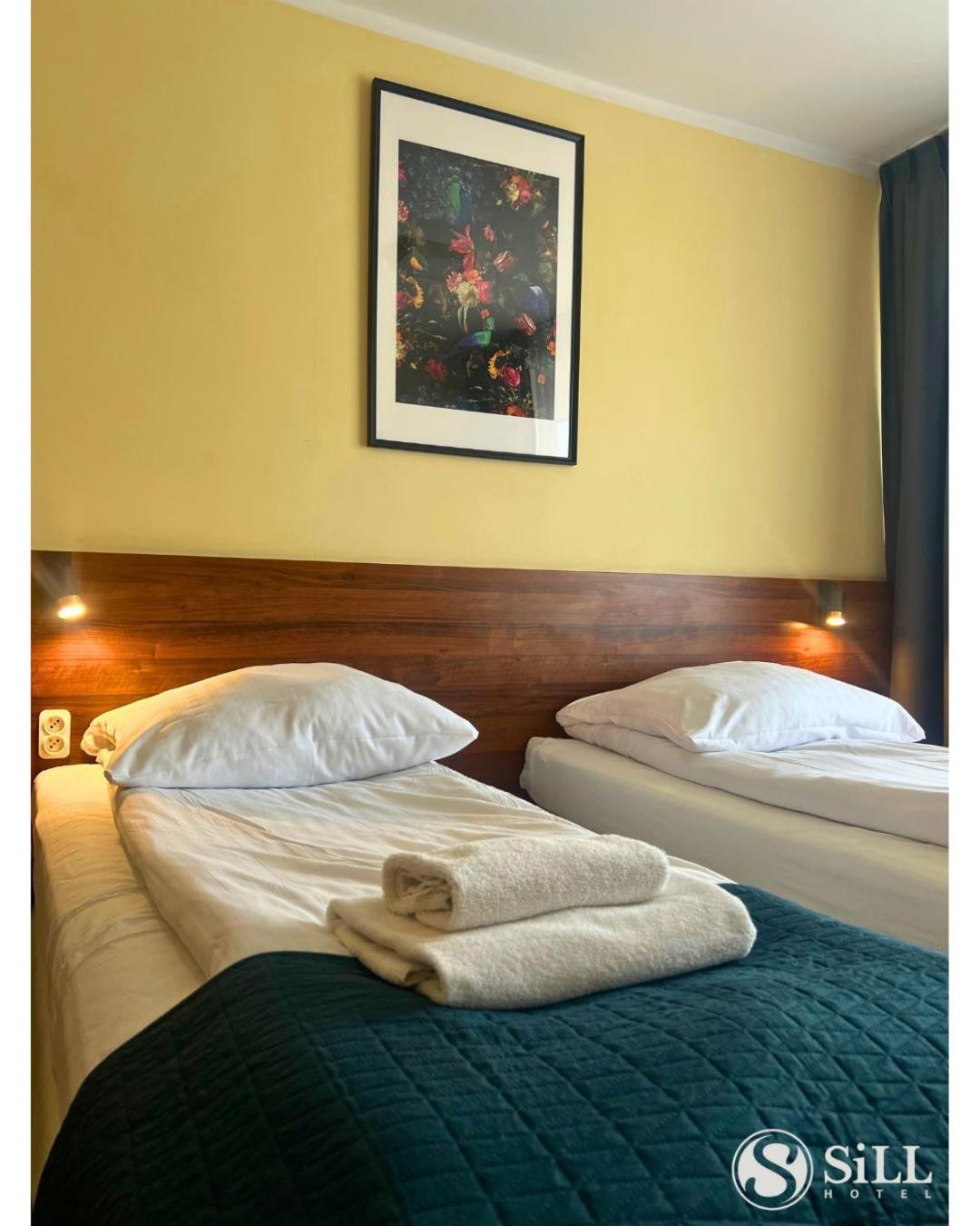 Hotel Sill Кельце Екстер'єр фото